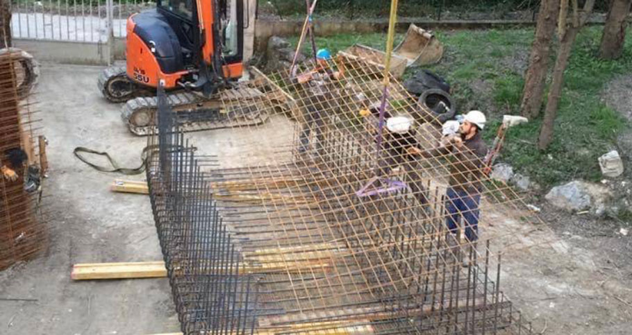 Réalisation d'un double mur de soutènement de 6 et 4 mètres de haut à Saint-Paul-de-Vence